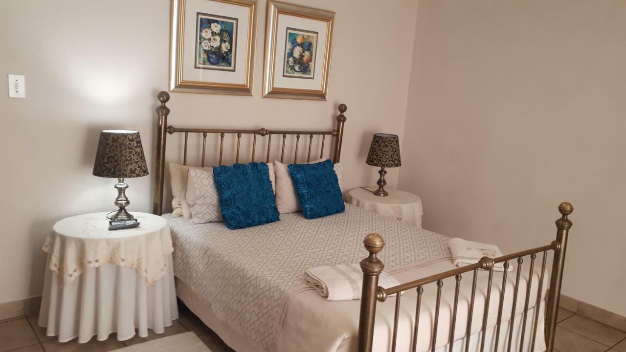 Rosegarden Guesthouse ポンゴーラ エクステリア 写真